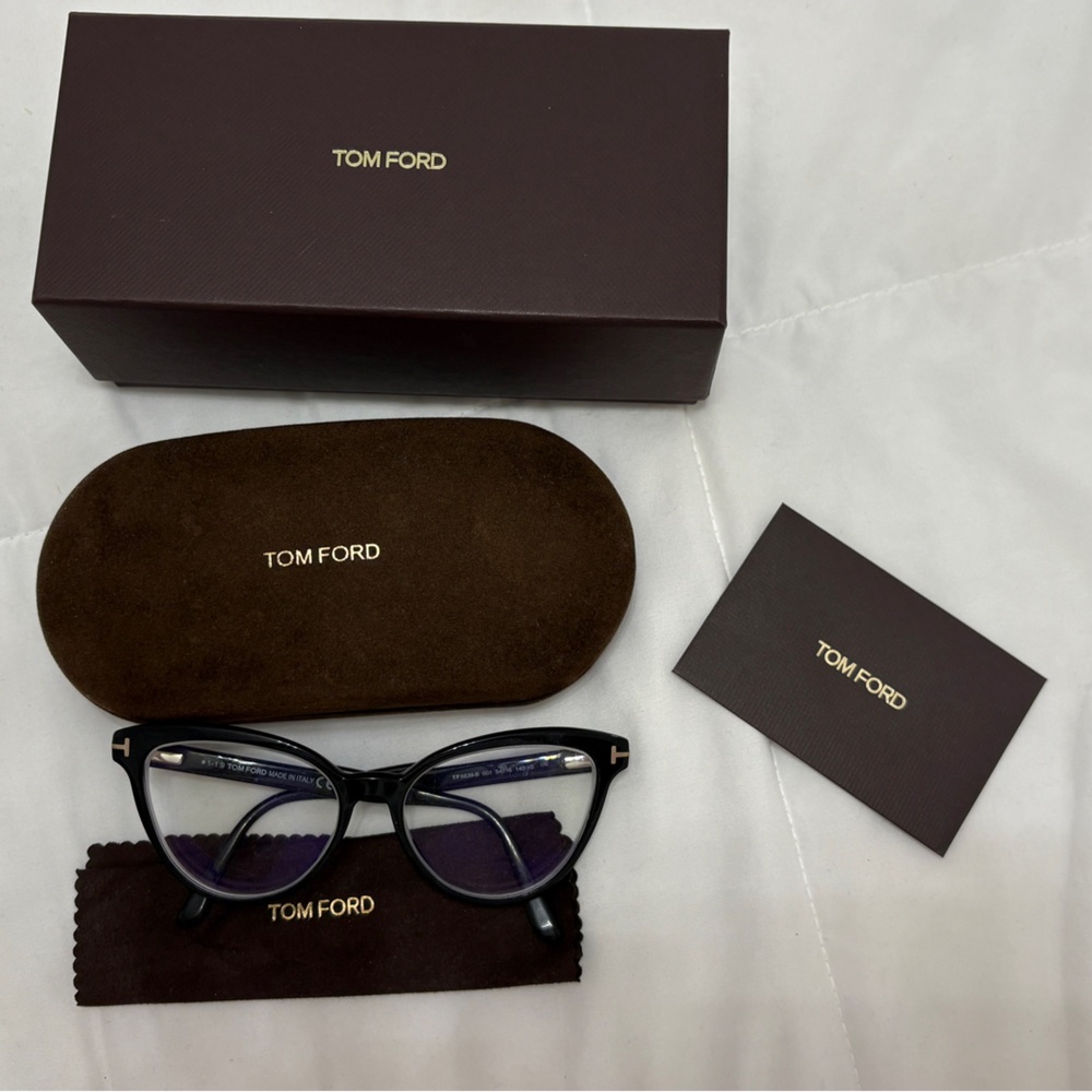 Tom Ford glasses TF5639-B